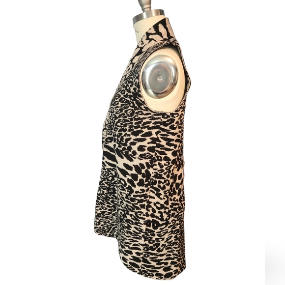 Leopard Sweater Vest - Picture 2 of 5